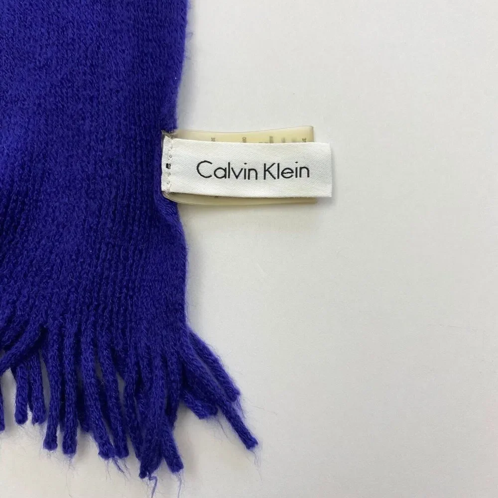 Calvin Klein Women's Blue Scarf  Acrylic‎ One Size Casual  Unisex Pre Owned